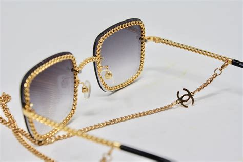 glasses chain chanel